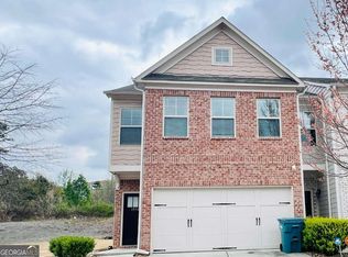 1958 Paxton Ridge Ln, Lilburn, GA 30047