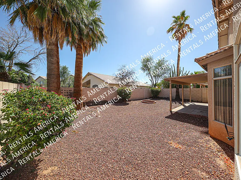 13874 W Wilshire Dr — Photo 39
