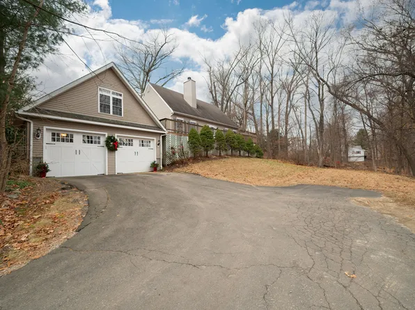 52 Shady Lane, Danbury, CT 06811