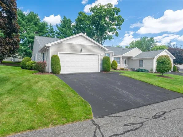 3 Quail Ridge Rd, North Providence, RI 02904