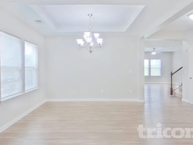 6909 Barefoot Forest Dr — Photo 4