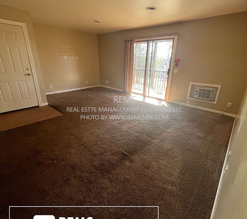 2nd image of 1185 E Hiawatha Dr #2E