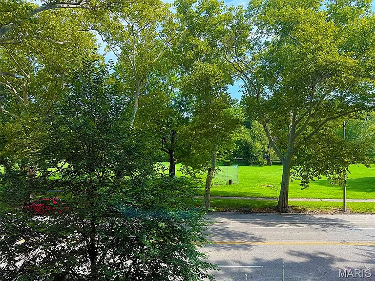 4400 Arsenal St #2E — Photo 32