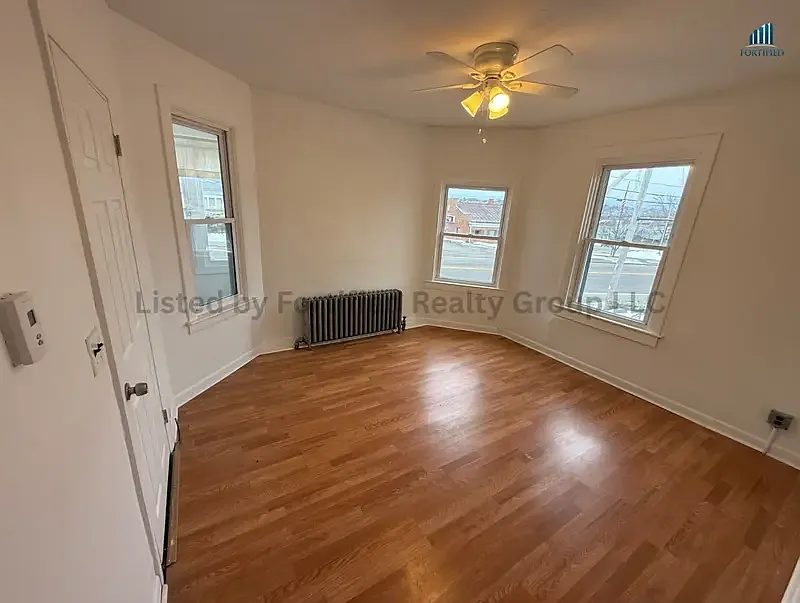 79 County St #1
