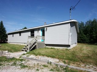 2080 River Rd, Gulliver, MI 49840