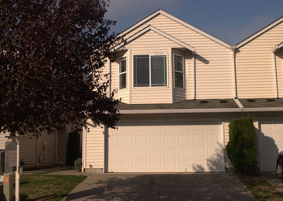 1st image of 3006 NE 116th Ave