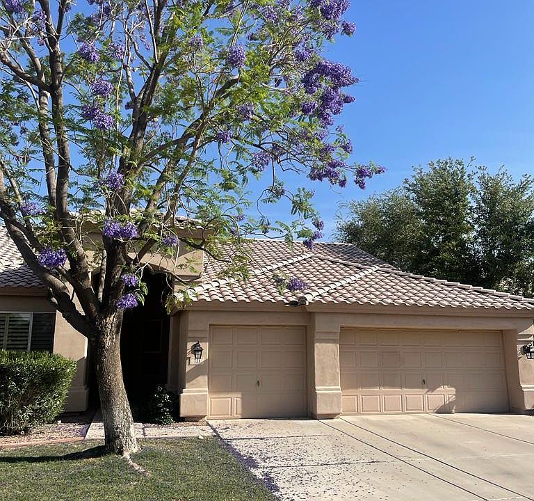 1st image of 721 W Hackberry Dr