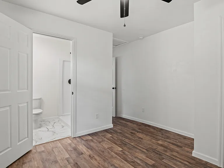 900 Taylor St #A — Photo 18