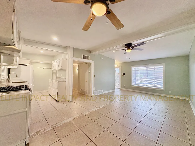 4740 E Melissa St — Photo 8
