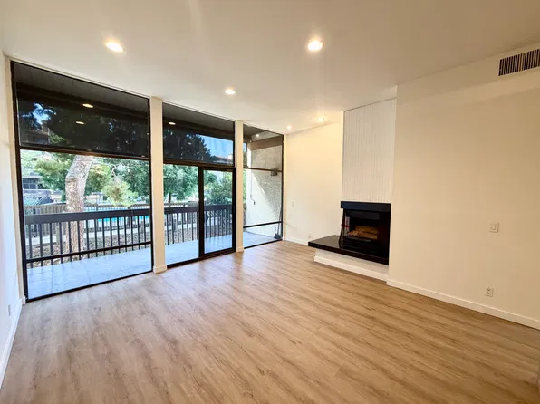 9115 Marina Pacifica Dr N, Long Beach, CA