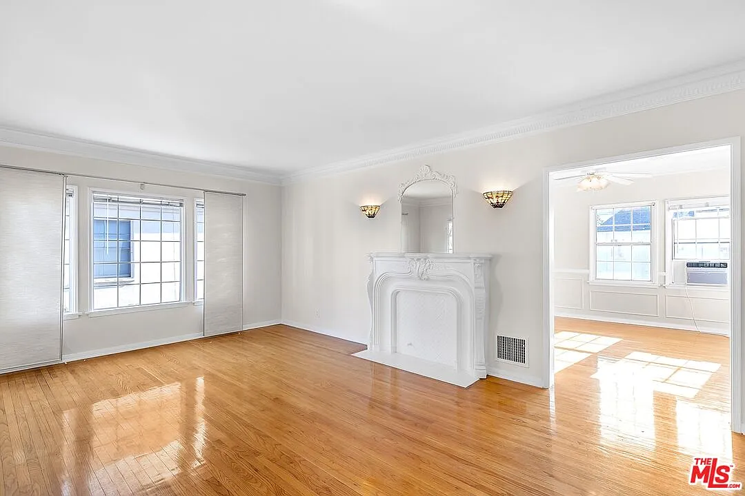 2 bed, 1.0 bath, 1400 sqft, $3,865 — Photo 1