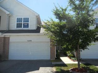 32476 N Rushmore Ave, Mchenry, IL 60051