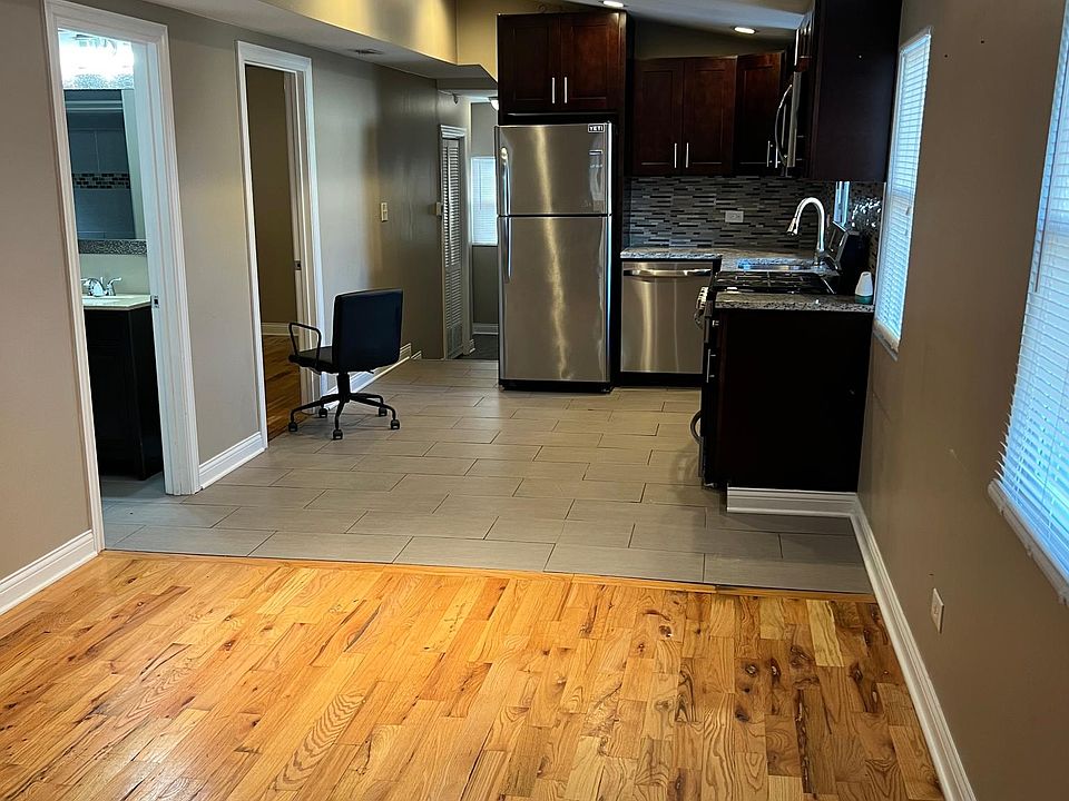 1st image of 2848 W Palmer St APT 3