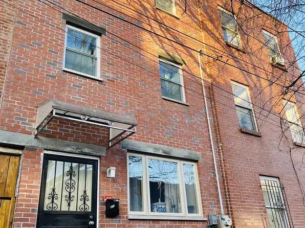 813 League St, Philadelphia, PA 19147