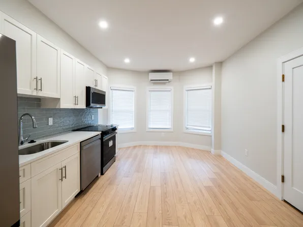 20 Winslow Rd, Brookline, MA