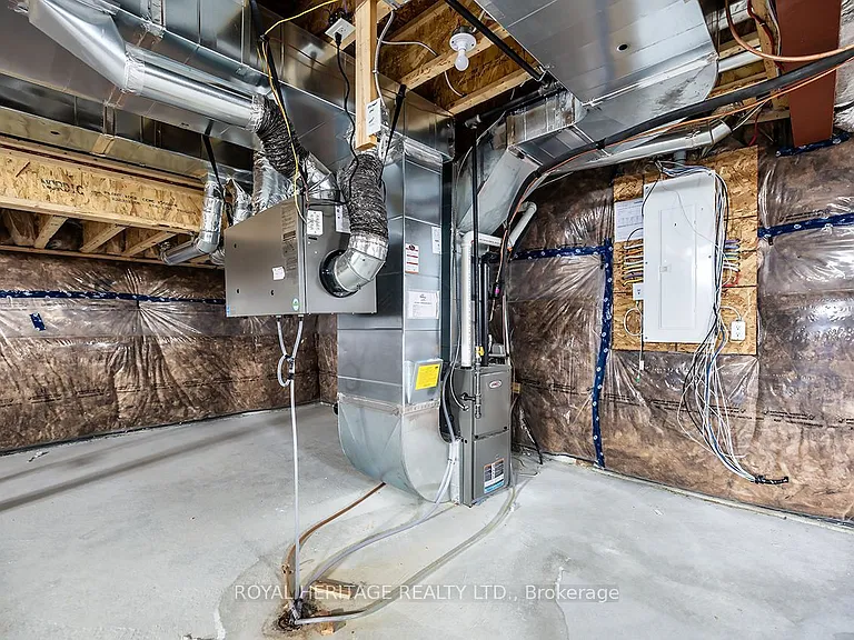289 Flavelle Way — Photo 41