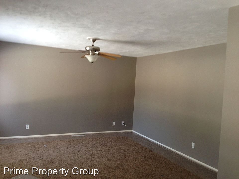 2nd image of 2005 Sangamon Dr