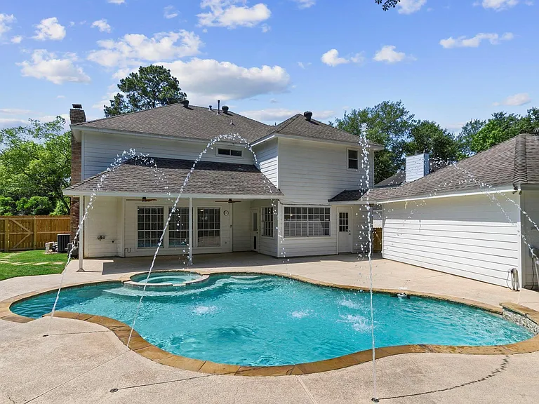 3602 Blue Cypress Dr — Photo 43