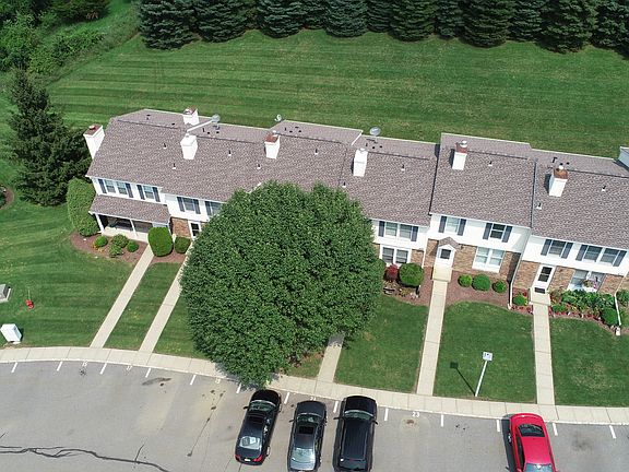 2nd image of 21 Liberty Ln #210