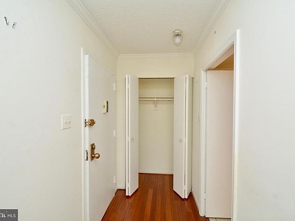 4th image of 4601 N Park Ave APT 1106