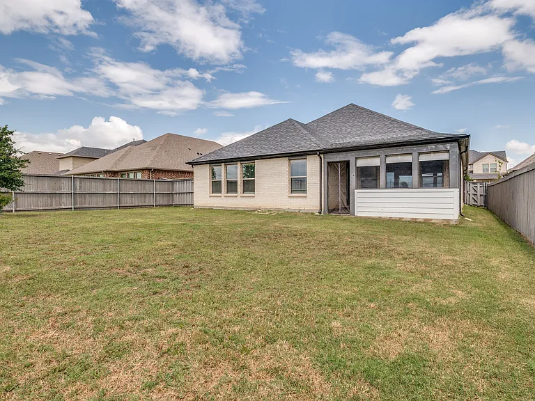 4709 Mayflower Dr — Photo 19