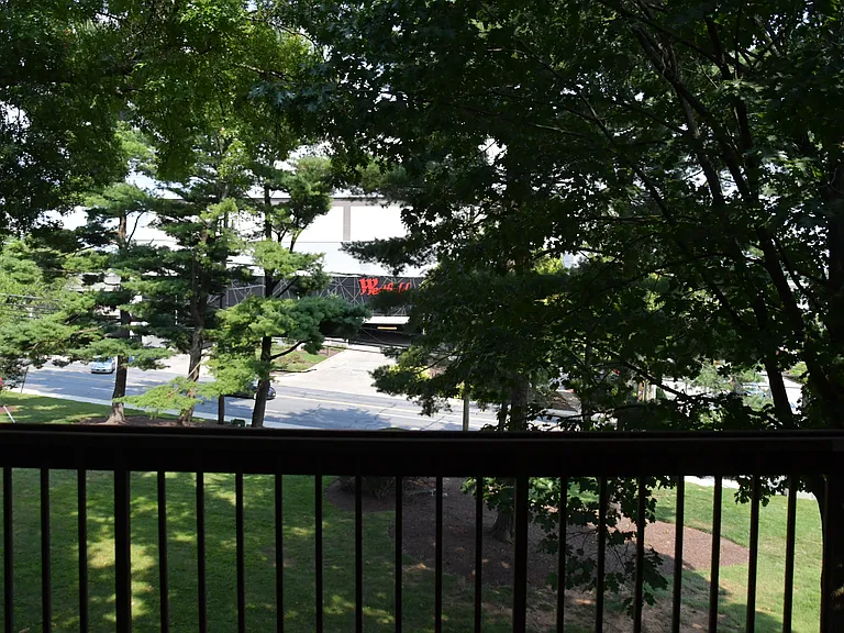 10300 Westlake Dr #301 — Photo 21