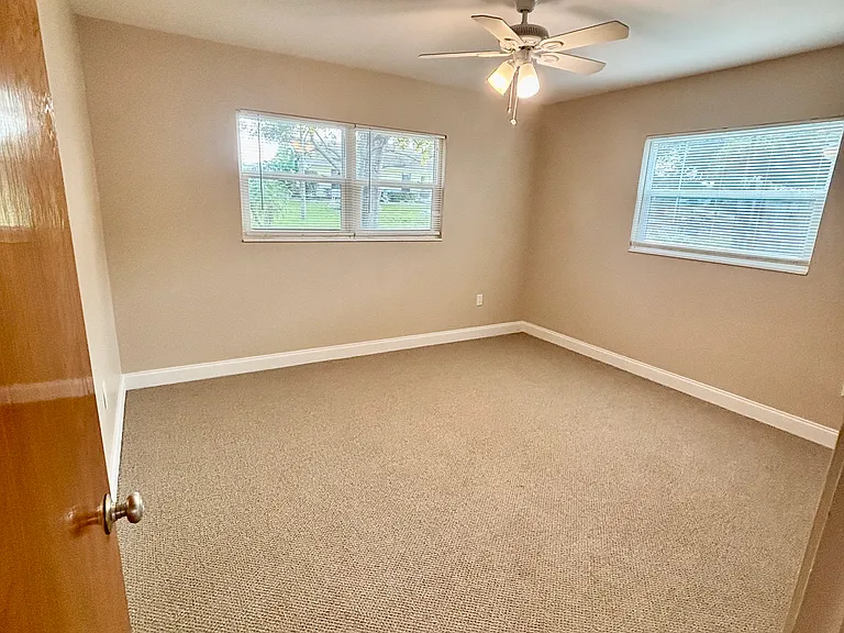 86 Maple Ave — Photo 10