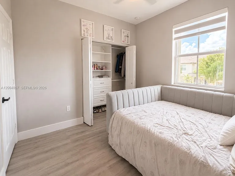 14753 SW 25th St — Photo 31