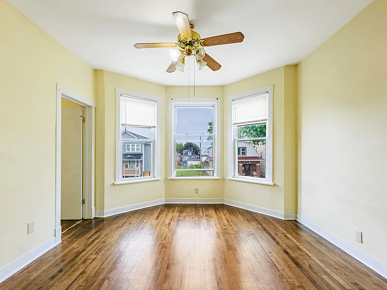 4847 W Potomac Ave #2 — Photo 7