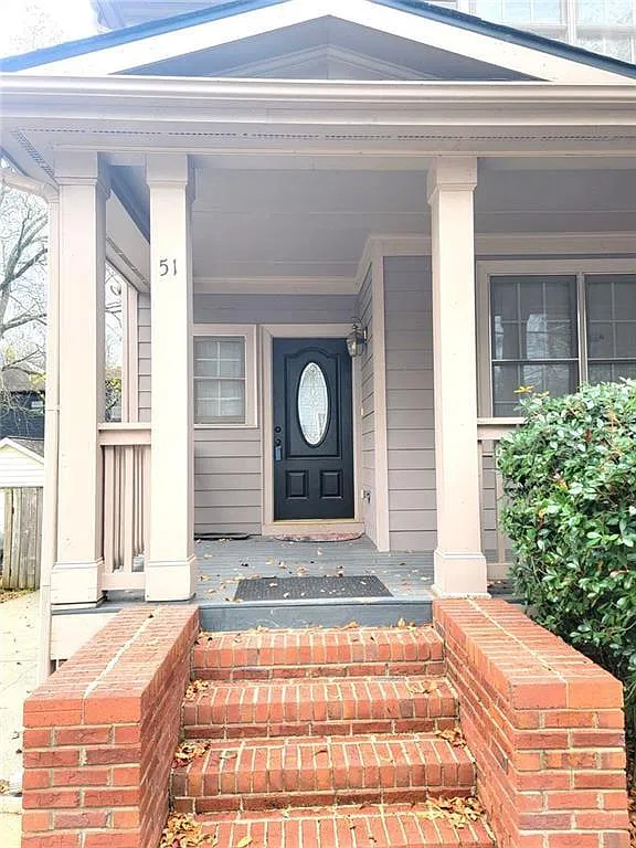 3 bed, 2.5 bath, 1478 sqft, $2,995 — Photo 2