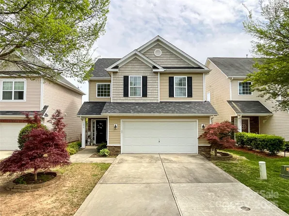 1096 Mountain Laurel Ct, Matthews, NC 28104