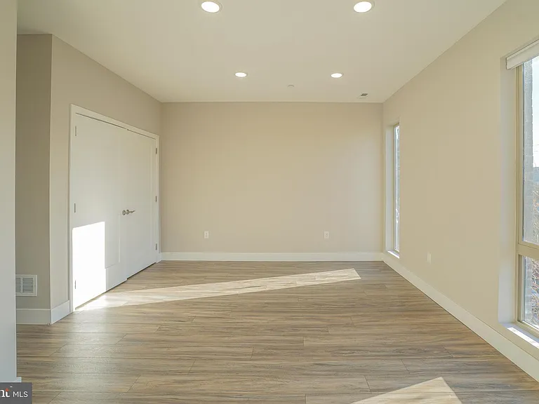 2222 Frankford Ave #3 — Photo 19