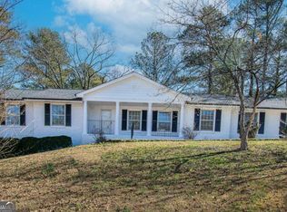 1645 Hebron Ln, Riverdale, GA 30296