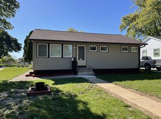 5461 N 75th Ct, Milwaukee, WI 53218