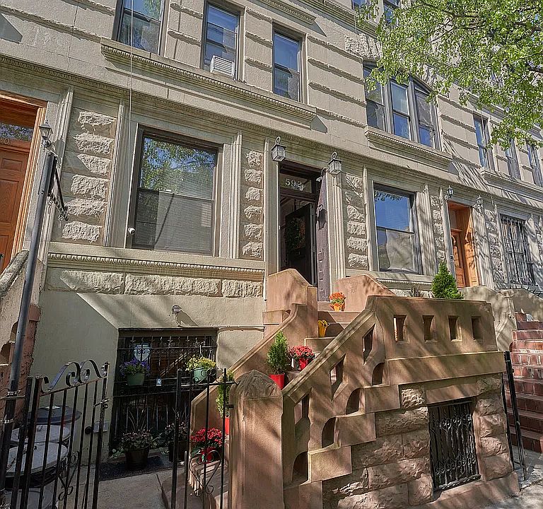 1st image of 592 W 152nd St