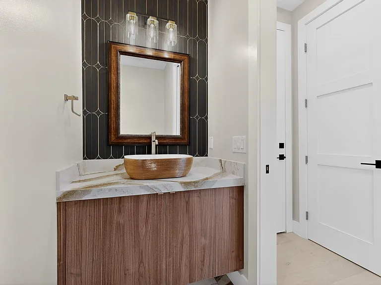 5018 Highland Ct — Photo 7