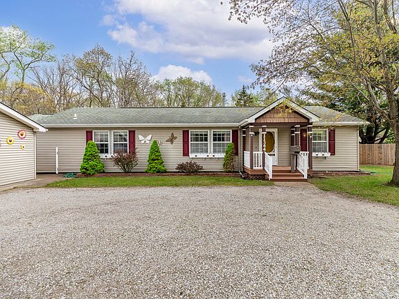 3rd image of 11344 Cumberland Rd