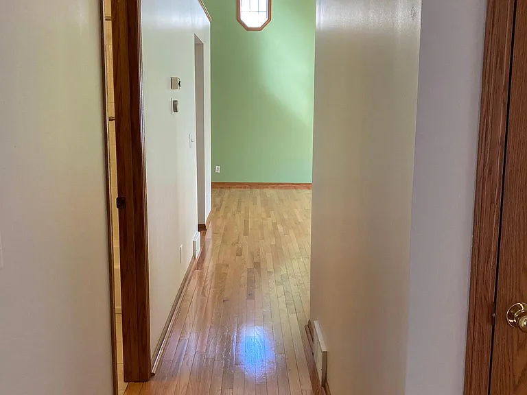 3040 S 35th Ave — Photo 9