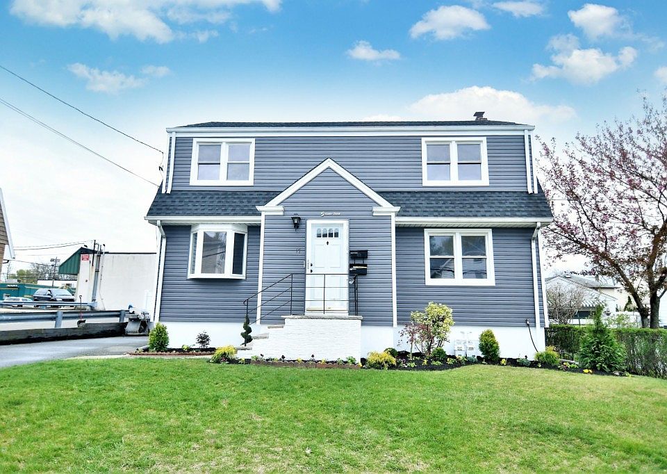 1st image of 17 Union Ave