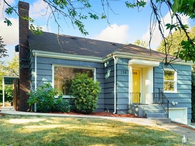 736 NE 56th Street, Seattle, WA, 98105