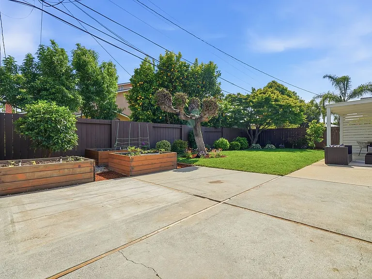 3802 W Rincon Ave — Photo 20