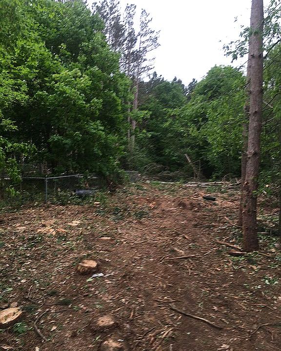 2nd image of Bridlewood Dr