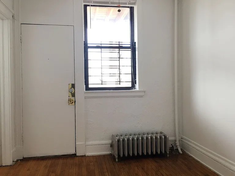 1515 E. 54th Street — Photo 53