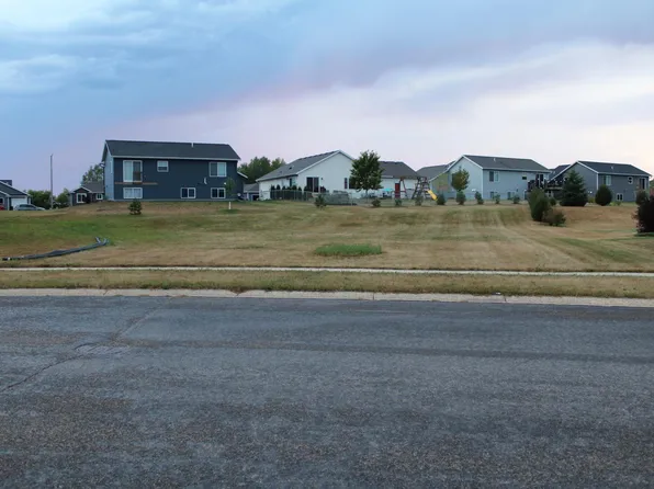 1327 Lone Stone Ct SE, Chatfield, MN 55923
