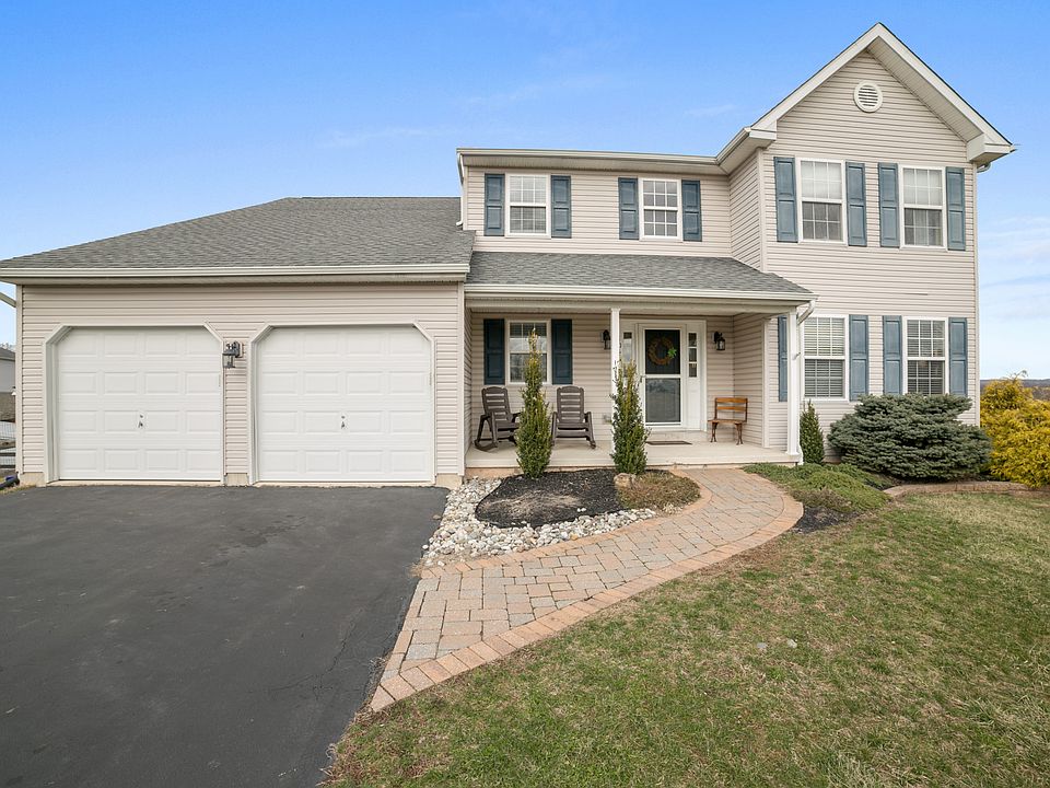 1st image of 1045 Oak Hill View Dr