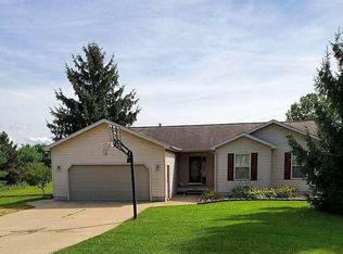 1455 W Taft Rd, Saint Johns, MI 48879