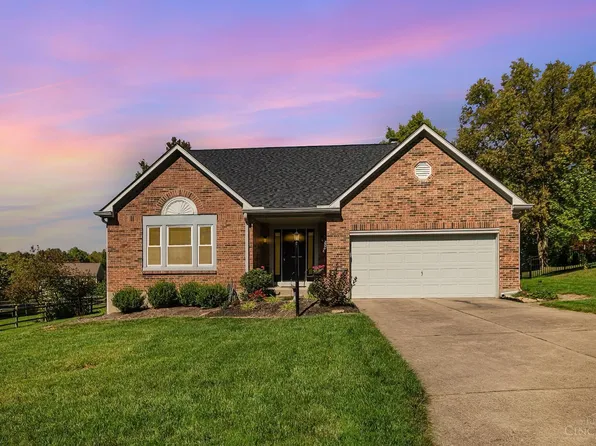 6886 Stonewood Ct, West Chester, OH 45241