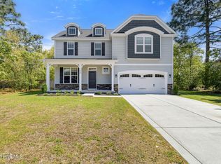 438 Scrub Oaks Drive, Hampstead, NC 28443
