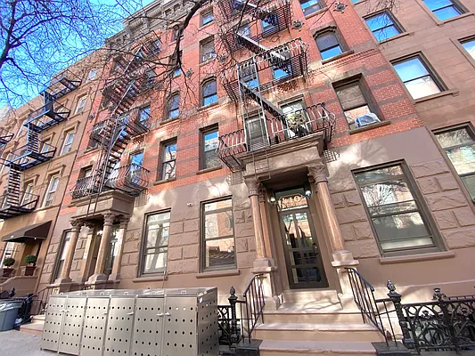 Rented by Stonecrest Realty | media 6