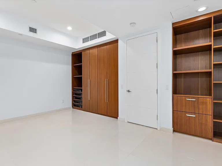 1000 S Ocean Blvd #110 — Photo 41